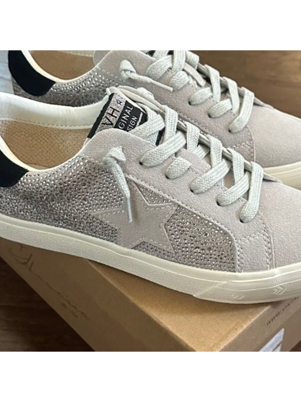 Vintage Havana rhinestone sneaker-size 7.5-grey/silver-brand new - Picture 11 of 15